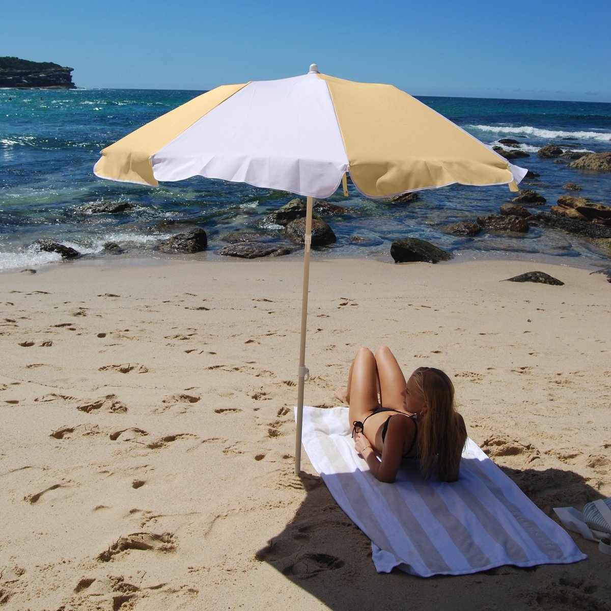 Compact Beach Umbrella - Butternut - SUNNYLiFE AU