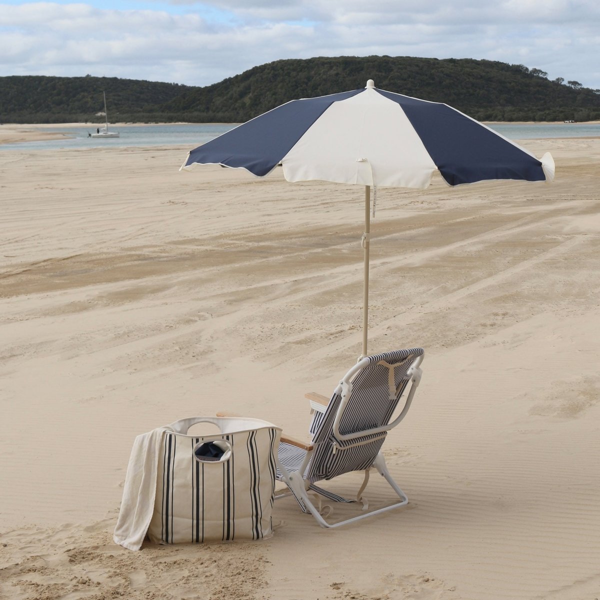 Compact Beach Umbrella - Marine - SUNNYLiFE AU
