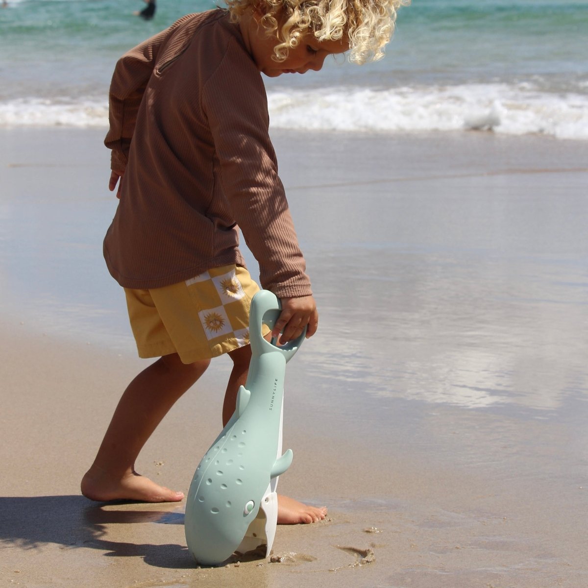 Whale Sand Claws - SUNNYLiFE AU