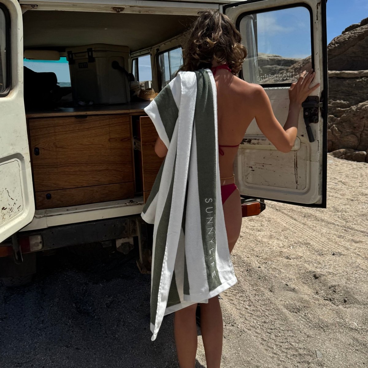 Luxe Towel - Olive - SUNNYLiFE AU
