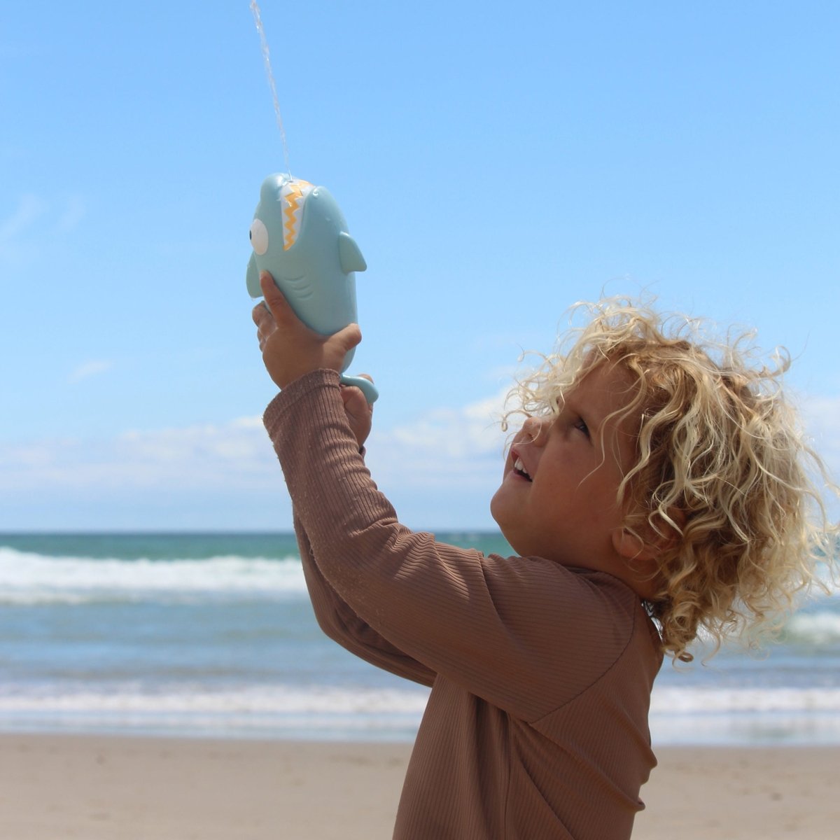 Shark Animal Soaker - SUNNYLiFE AU