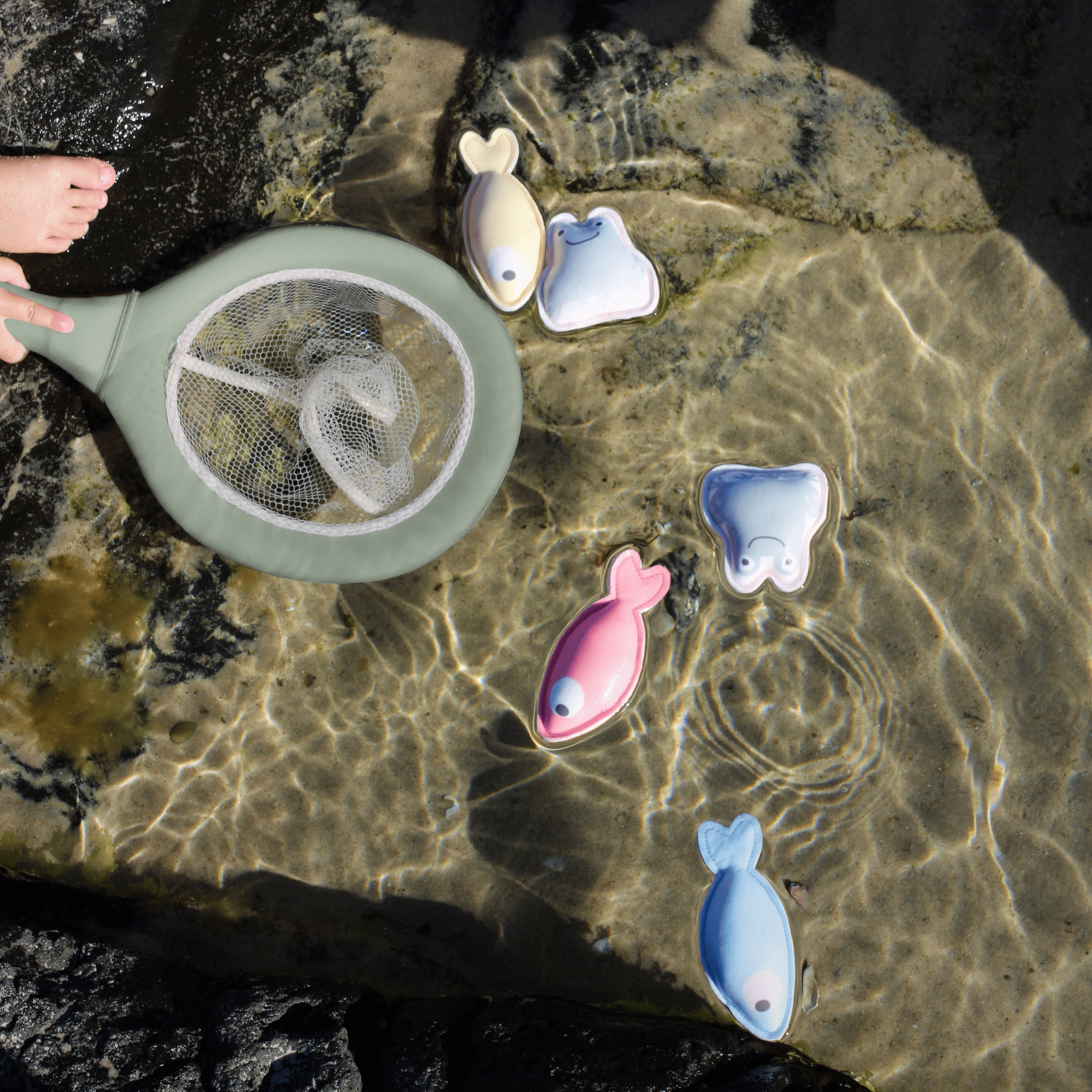 Fishing Game - Apple Sorbet - SUNNYLiFE AU