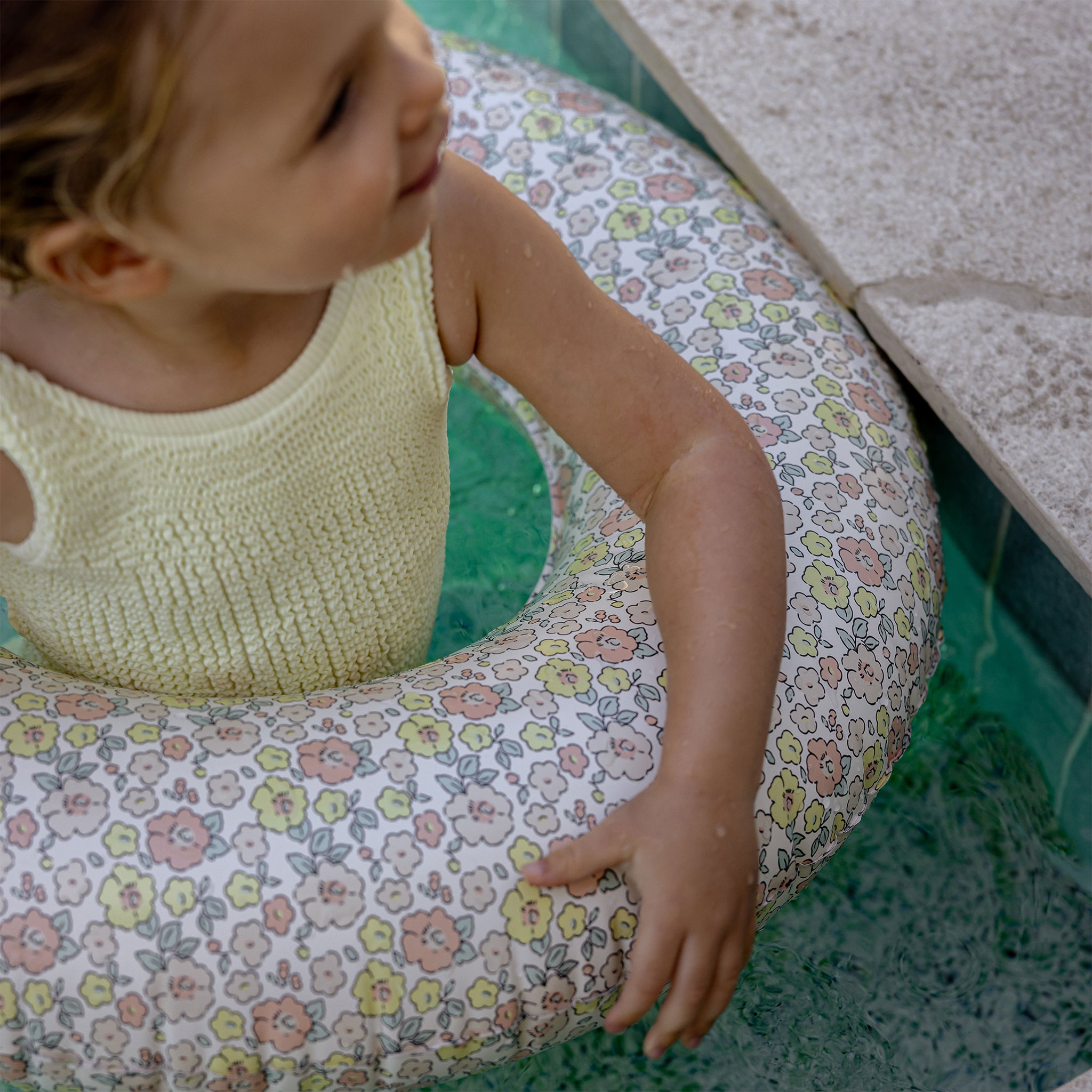 Mini Tube Pool Ring - Into the Garden