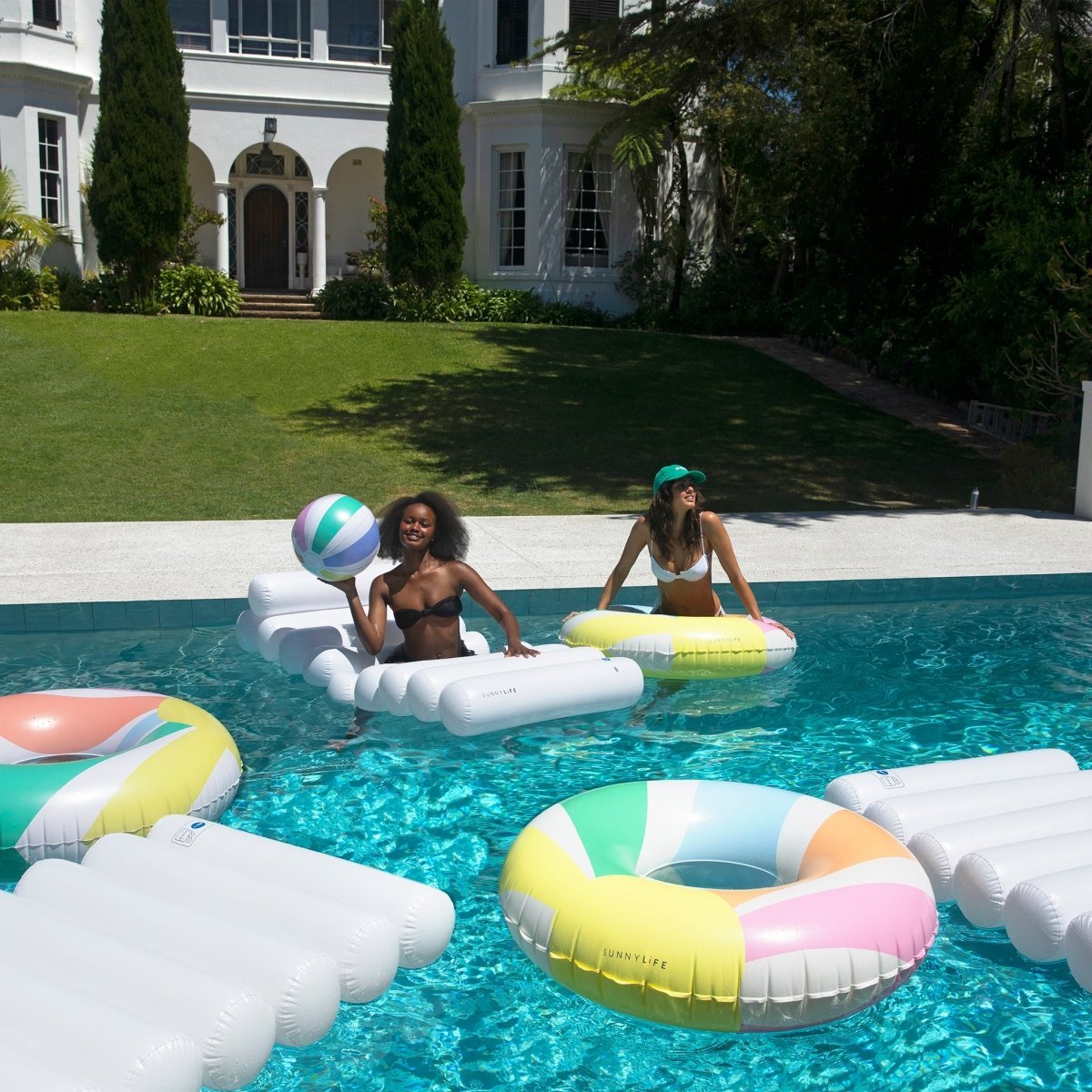 Inflatable Beach Ball - Poolside Gelato - SUNNYLiFE AU