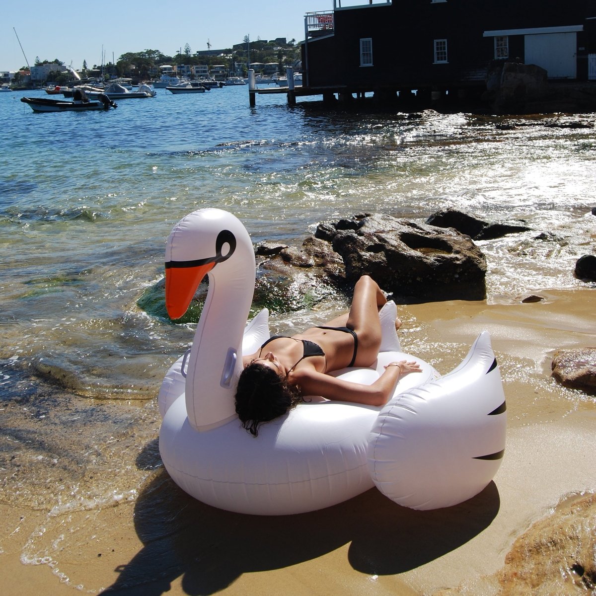 Original Luxe Ride-On Float Swan - SUNNYLiFE AU