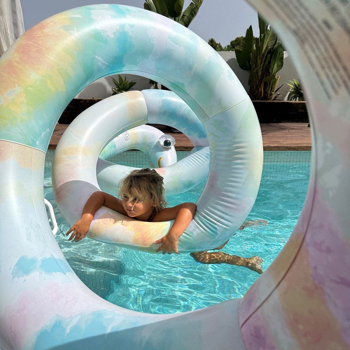 Giant Inflatable Noodle Snake - Tie Dye - SUNNYLiFE AU