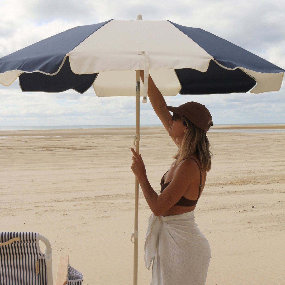 Compact Beach Umbrella - Marine - SUNNYLiFE AU