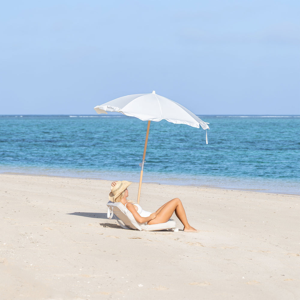Luxe Beach Umbrella - Cream - SUNNYLiFE AU