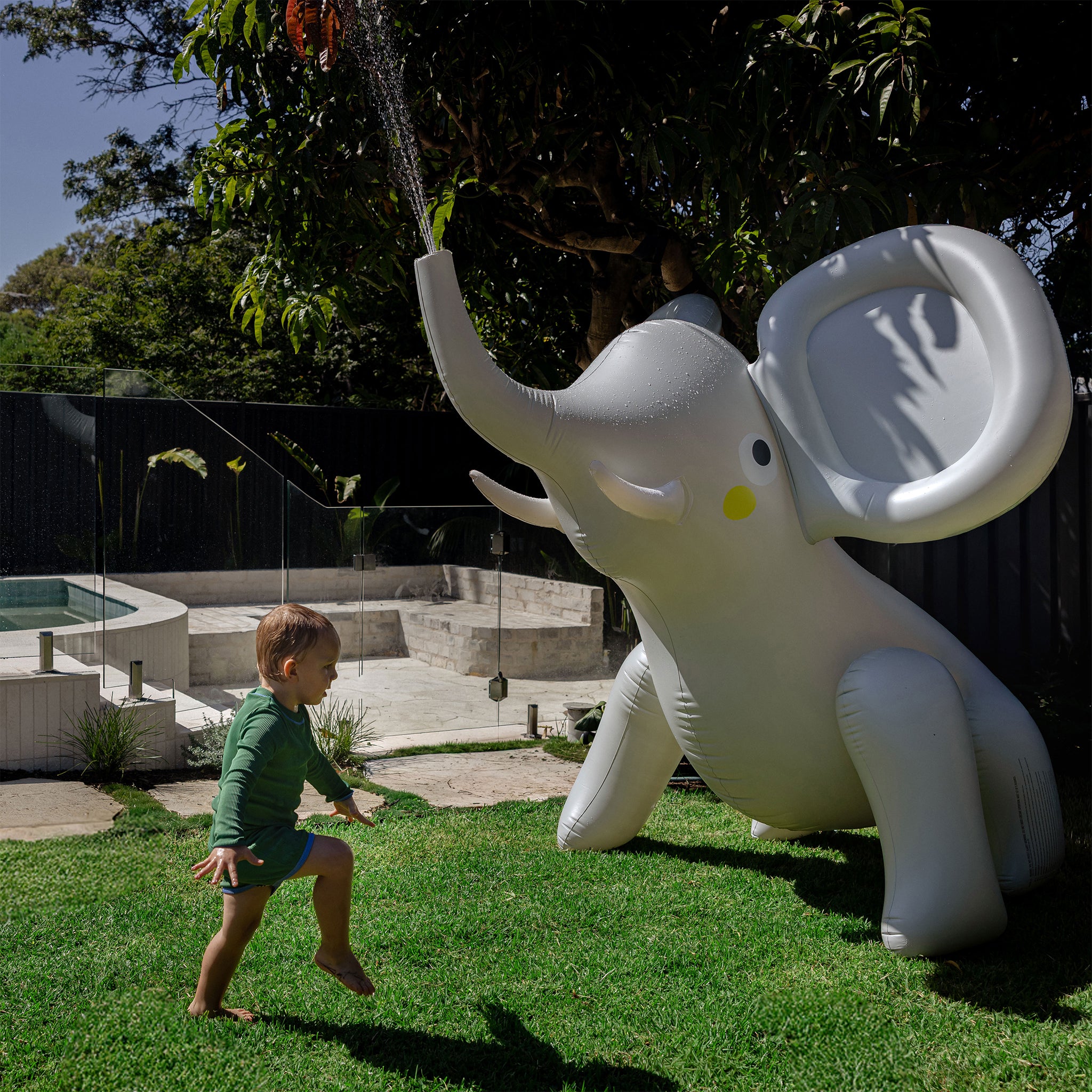 Inflatable Giant Sprinkler - Eli the Elephant