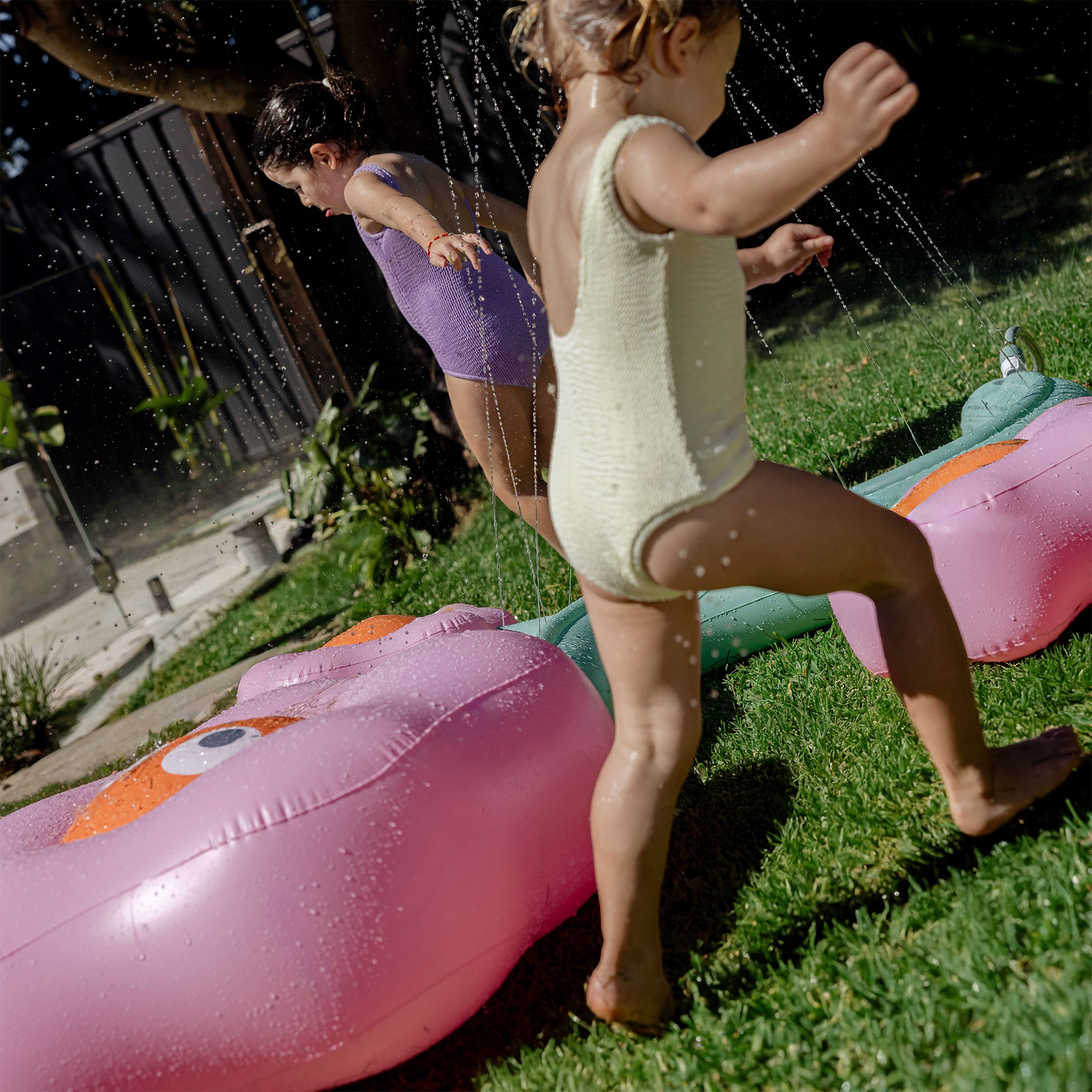 Inflatable Sprinkler - Poppy the Peach