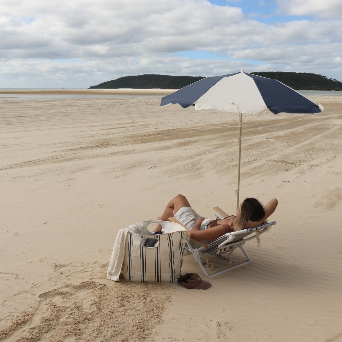 Deluxe Beach Chair - Resort Coastal - SUNNYLiFE AU