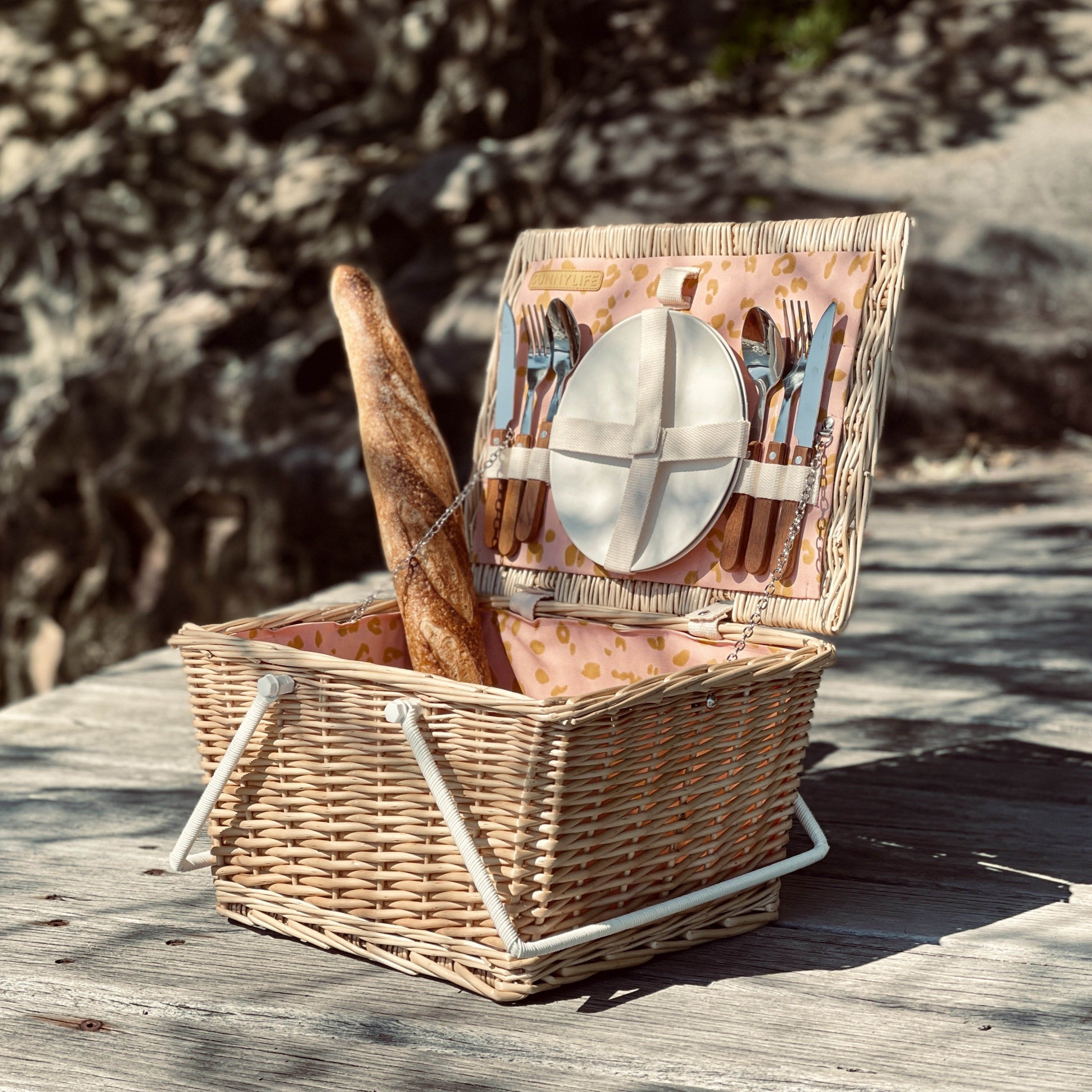 Small Picnic Basket | Call Of The Wild - Peachy Pink